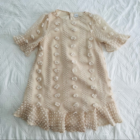 Selfie Leslie Pom Pom Swiss Dot mini dress Beige Cream Nude flutter sleeve Large - Picture 4 of 9